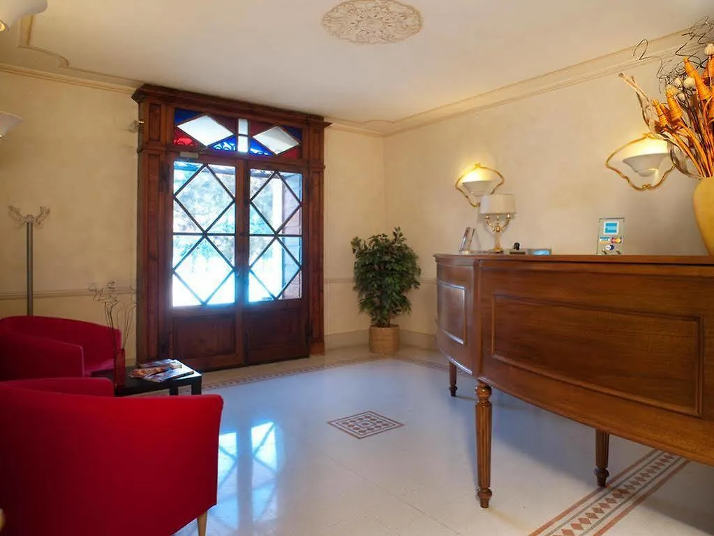 Апартаменты Villa Meli Lupi - Residenze Temporanee Парма Италия